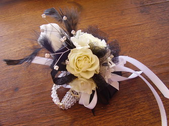 Classic Black & White from Twigs Flowers and Gifs in Yerington, NV